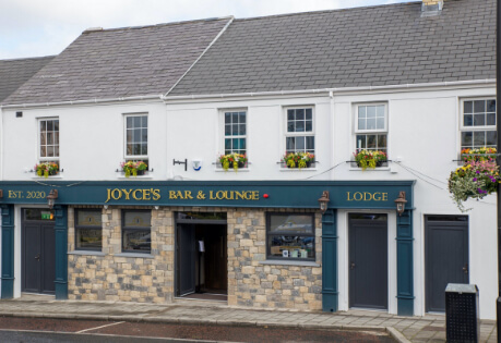 architect designed pub in Carndonagh